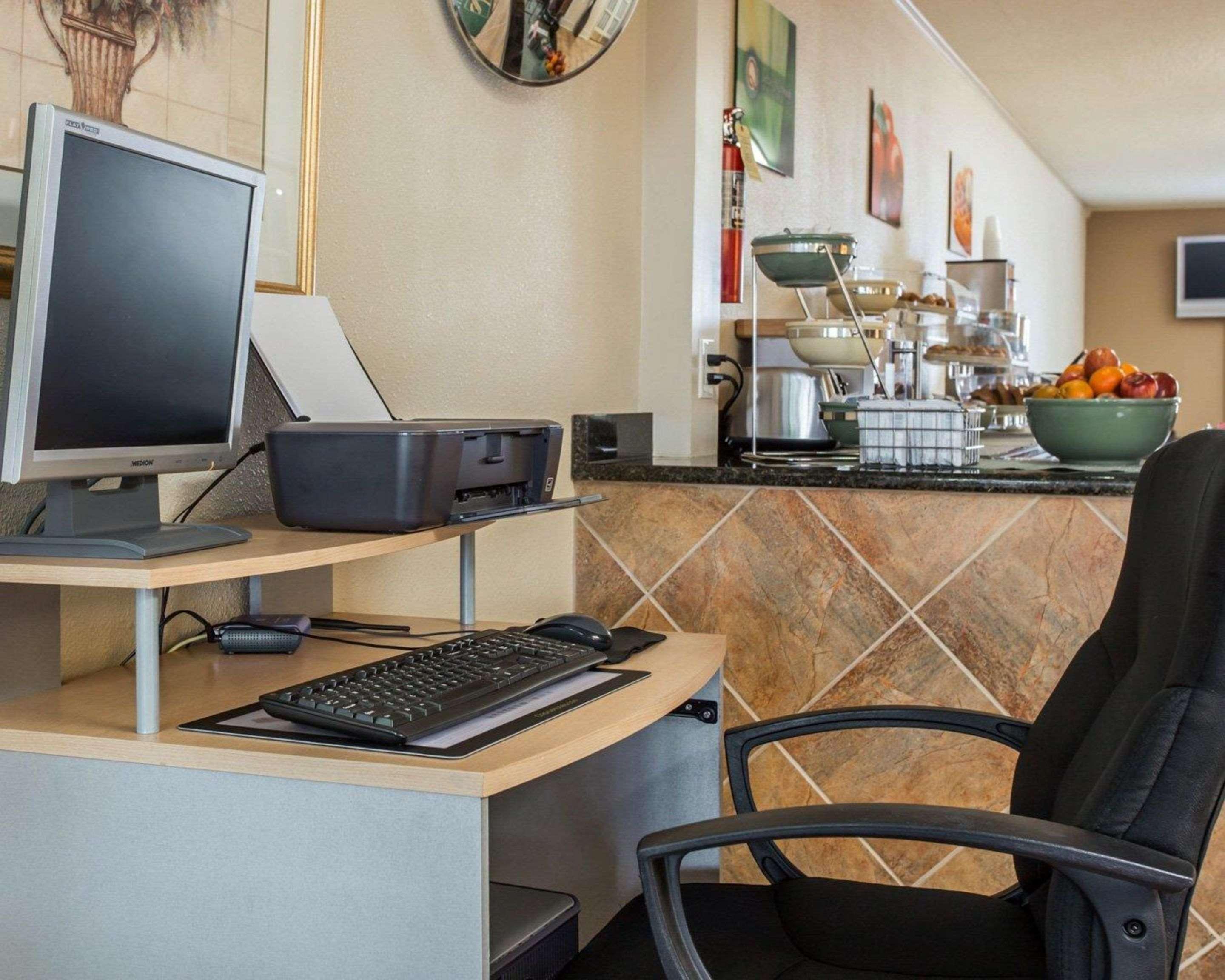 Quality Inn & Suites Монро Екстер'єр фото