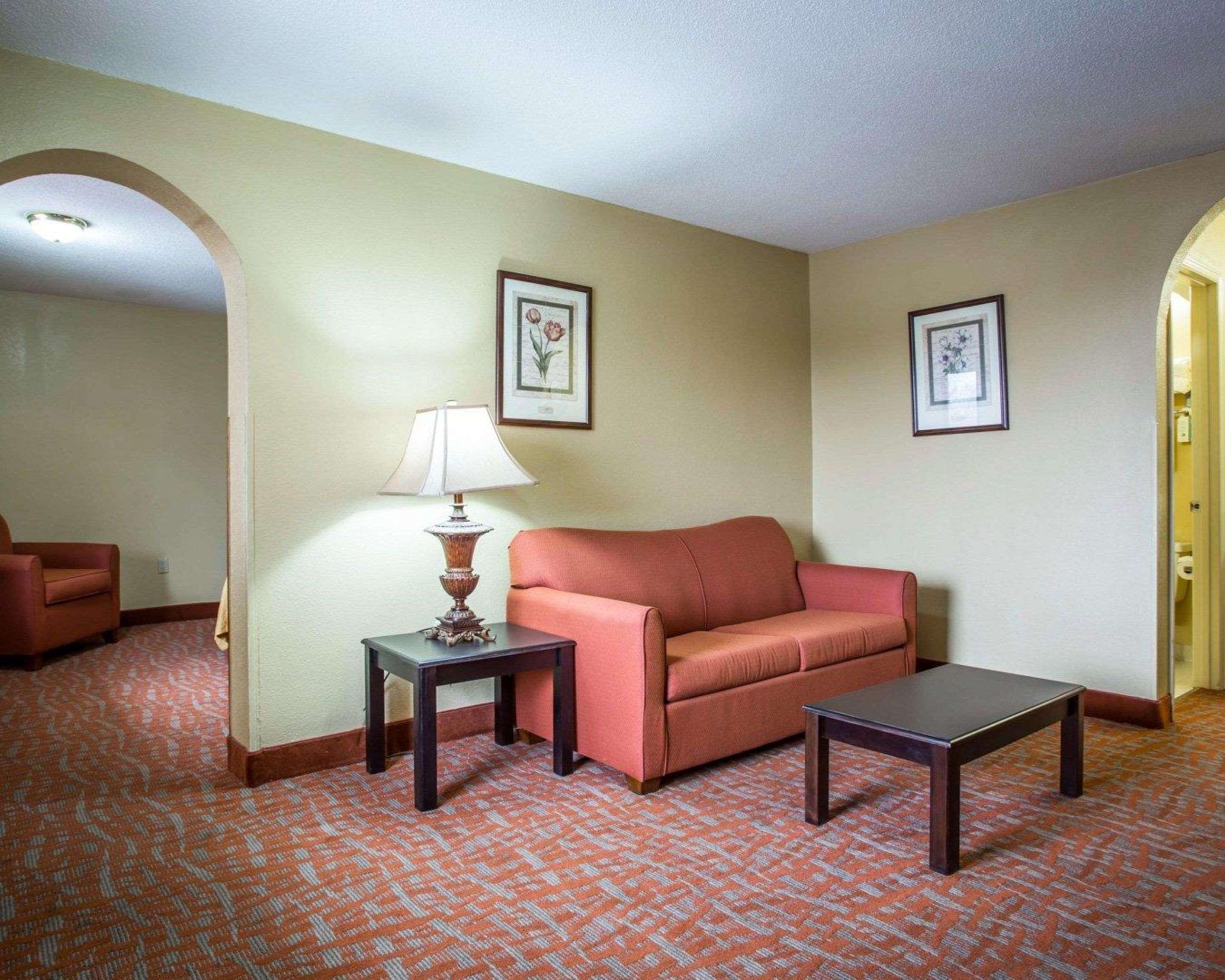 Quality Inn & Suites Монро Екстер'єр фото