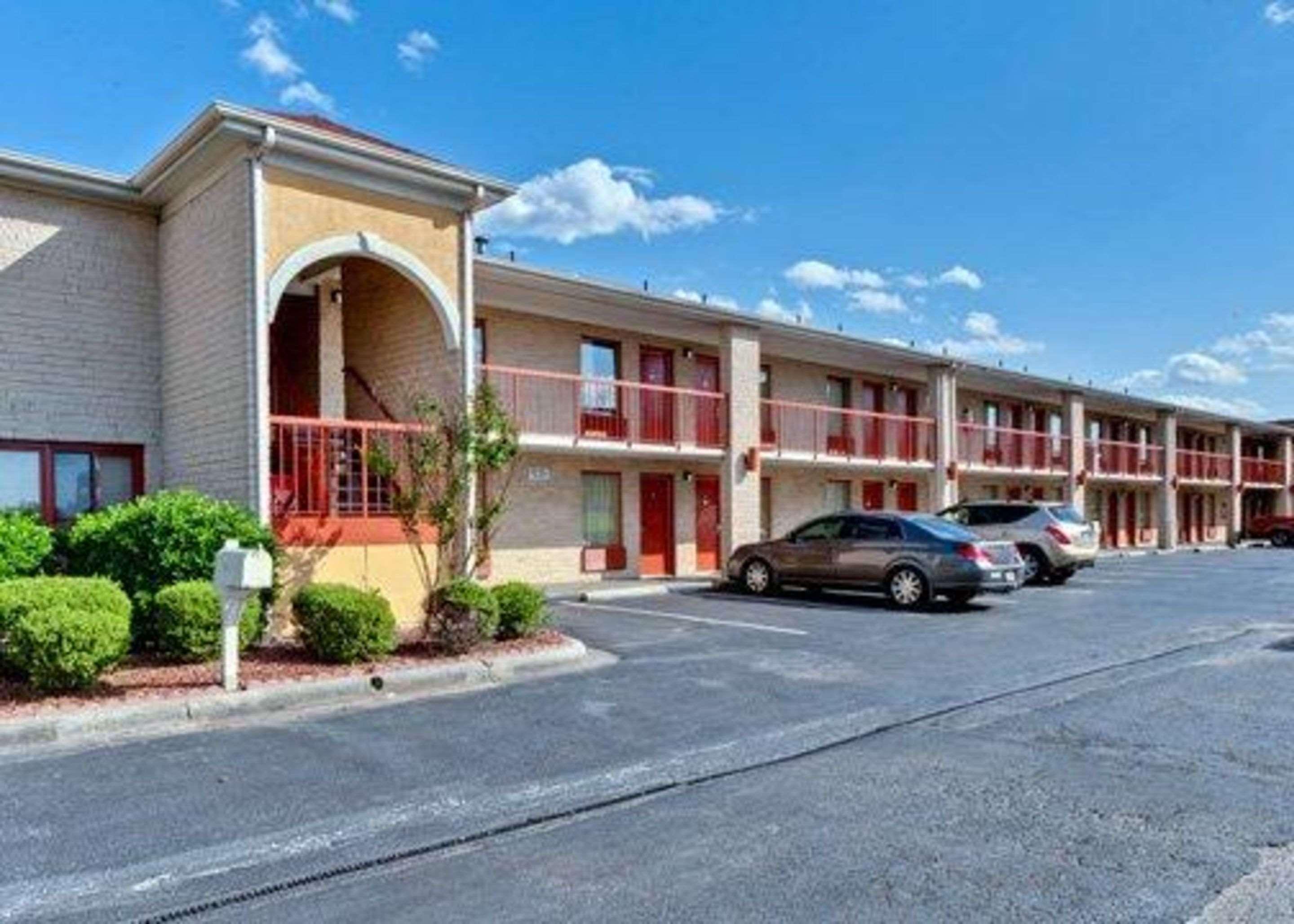 Quality Inn & Suites Монро Екстер'єр фото